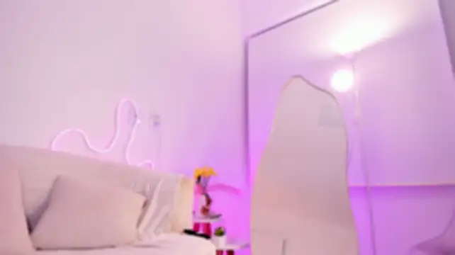 ValeriaGoss - Fingers in my ass!