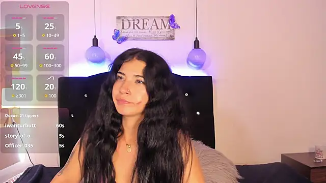 Hadid_honey - naked me and oil in tits