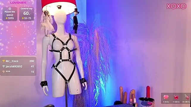 ConniecuteE - Show me your tits