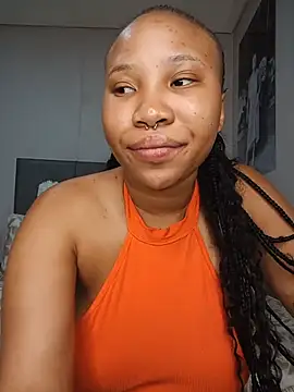 DrippinCaramelCutie
