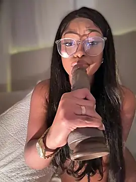 Soler_magnet - finger pussy for 3 minute