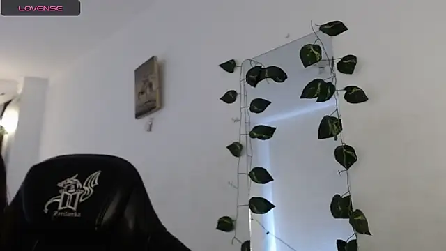 Sahrah_ - oil titsss