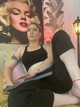 Viktoria_davis_ - 👽👅 clamps on my nipples 🍒
