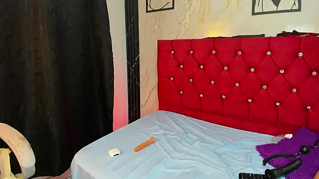Sharlotshh - breast wax