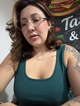 KittyObsession - tits out squeeze them 😈🤫