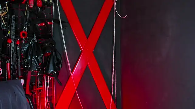 Ivonne_diaz1 - 2 dildos in the pussy and 1 in the mouth