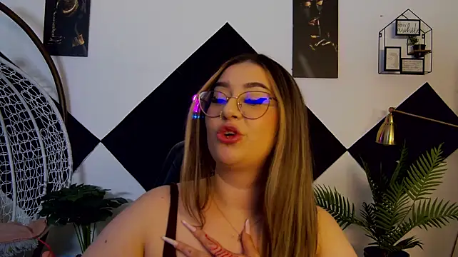 Katewalker_ - play with my boobies