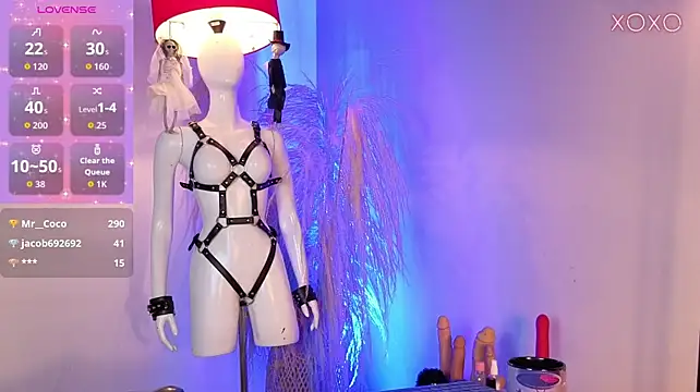 ConniecuteE - Show me your tits
