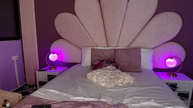 LolaGray__ - Fuck my pretty face in doggy