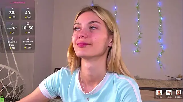 Cherry_Price - fingers in pussy
