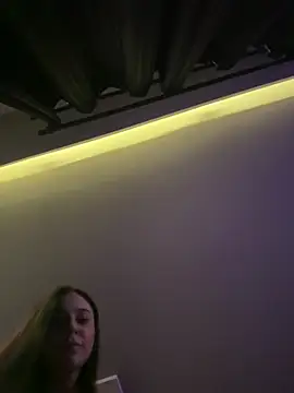 Dinexzsummer - flash pussy close + control 1 min