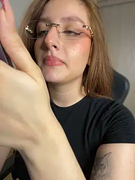Anavi_ - TitsJob