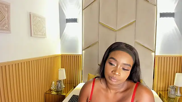 Britanymooree - Wet my pussy PAPI