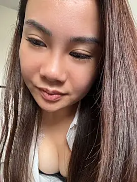 Yioyio-666 - 众筹给妍妍交房租