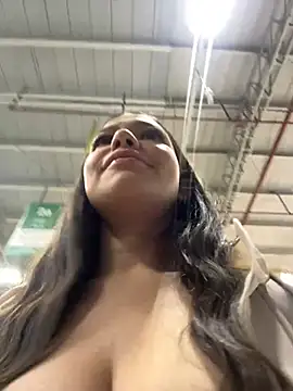 Alyshanon18 - BOOBS OUT 2MIN😱🥵