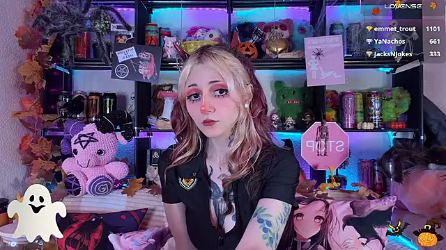 _Devill_Baby - 🧡oil on boobs🧡