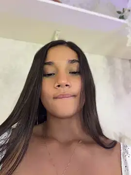 AlessiaVallmont - Control my LUSH 5 mins while fucking