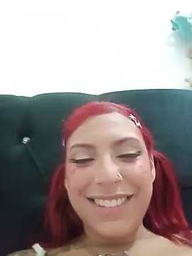 GiaRedd - Tsunami squirt +blow job