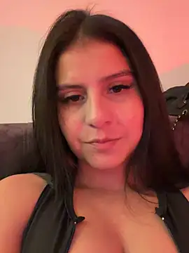 AlannaEvons - Oil in Tits 🍒😈