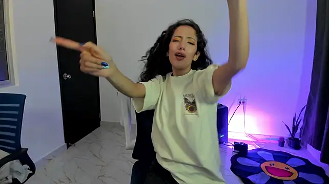 Lucia_Fuster - Ride dildo 5 min