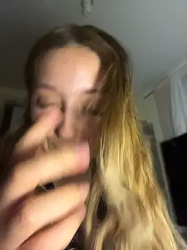 Baby__Otaku - JUICY ASS WITH HOT ANAL PLUG ✨🎁🔥