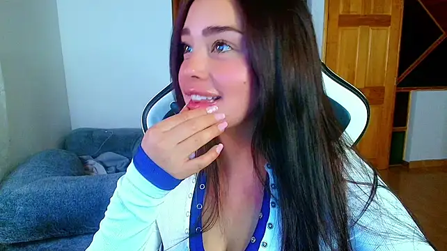 Nicolthompsonn - HAND JOB DELICIUS