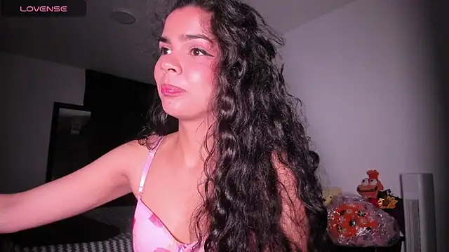 Ximena_xdiaz - squirting in your face