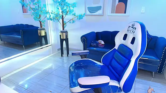 Silvana_lane - 2 finger in my ass 🍑✌