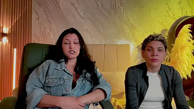 MarcellaGriffin - Show Lesbian // Lick Pussy