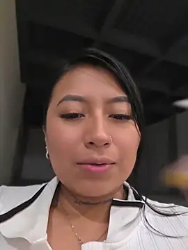 Luisa16xxx - show pussy wet in mall public🥵👿