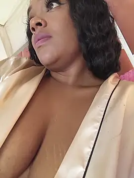 Allycharlotte - SUCKING ON TOYS WITH SALIVA