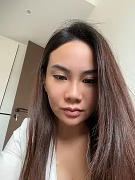 Yioyio-666 - 众筹给妍妍交房租