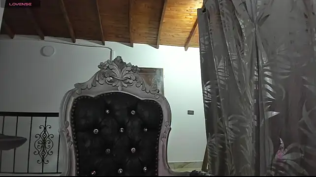 Hela_wet - show pussy