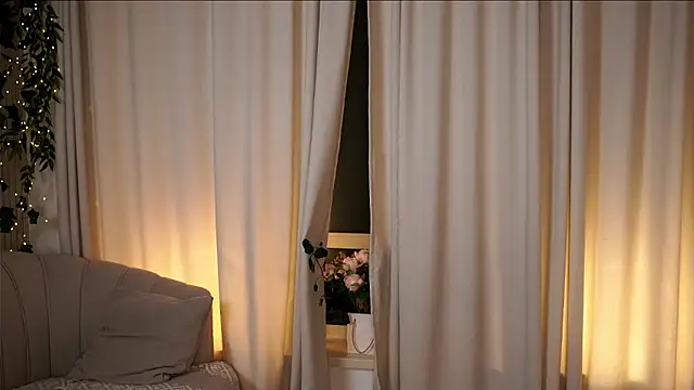 CindyGarrison - show panties