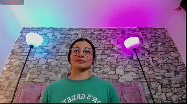 Nicky_angel1 - 4 fingers pussy