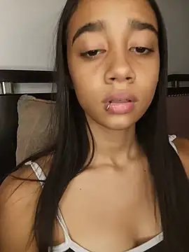 Zoe_Sweett18 - naked +tits show