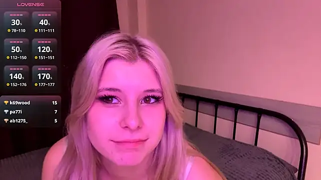LunaTimpt - tease boobs