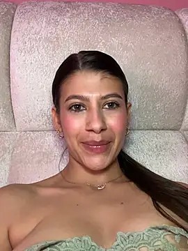Lenapink19 - Show tits and rub pussy