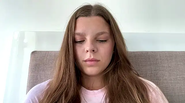AmieLendor - Video fucking my pussy dildo in PM