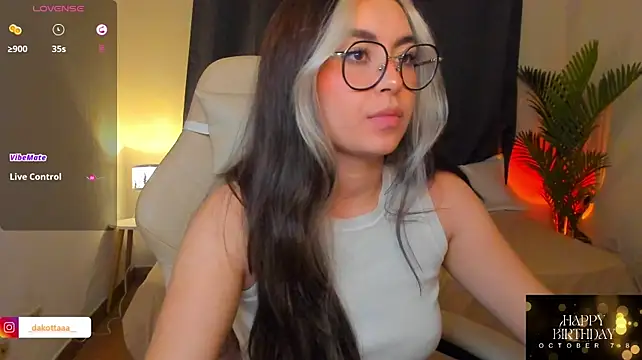 dakottaa_