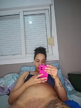 Su_Duarte_1 - Twerking with a plug /rebolar com plug