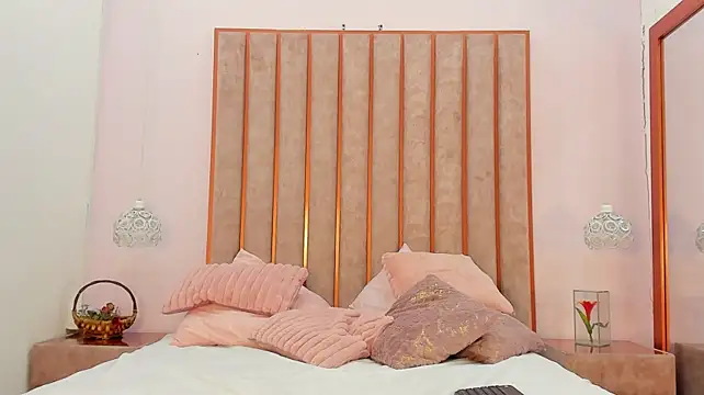 Vanesa_Evans - ONE Finger Pussy