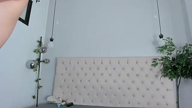 Victoria_Coleman - blowjob and anal at the same time