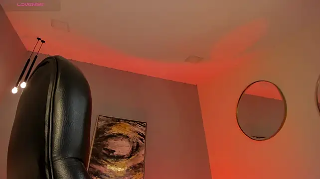 EveBensonX - Sexy strip and body tour