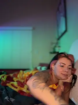 MarlaFknSinger - 1111x Spanks, Pain Slut ready for Daddy