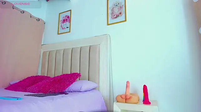 Fabianacutee - fingers in my pussy