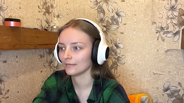 EmyMiu - Sexual Eye Contact