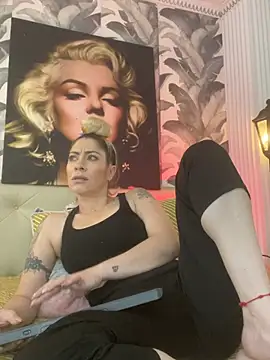 Viktoria_davis_ - 👽👅 clamps on my nipples 🍒
