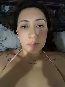 KittyObsession - My pussy is wet, put your fingers in. 🤫
