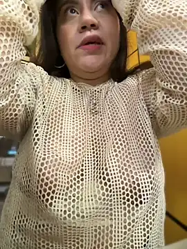 Bella_Pascualina - Show tits in public 🍒